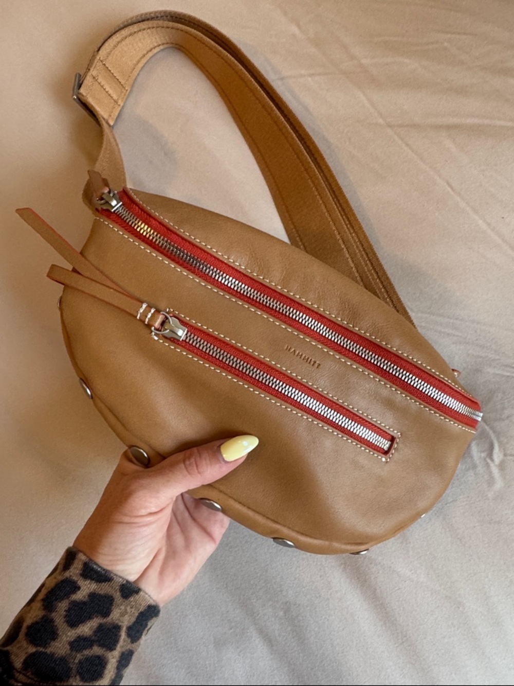 Hammitt Charles Crossbody Med - Picture 2 of 7